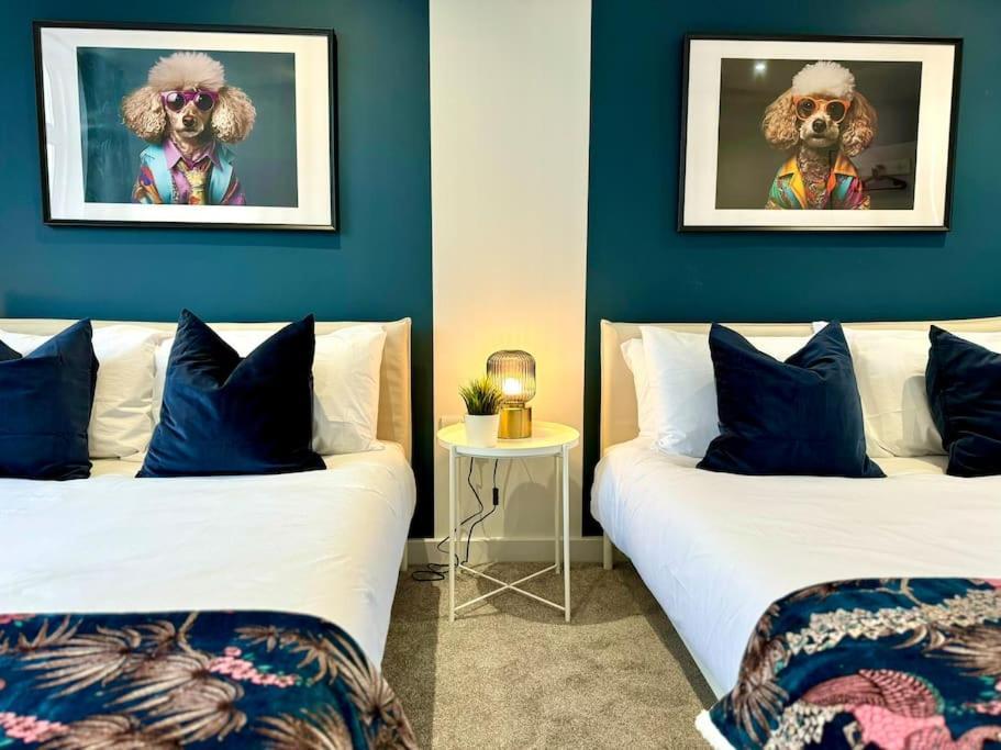 Bournemouth Getaway: 3Br Apartment Near Beach 외부 사진